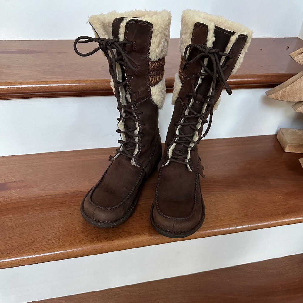 Ugg suede boots size 7